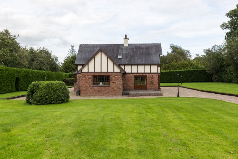 'Tudor House', Borrmount, Enniscorthy, Co. Wexford Kehoe & Assoc